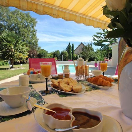 Les Carpes A Limoges Bed & Breakfast エクステリア 写真